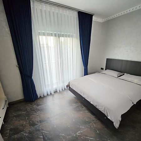 Casa Anastasia Villa Oradea Bagian luar foto